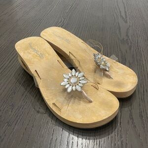 Sketchers Y2K Rhinestone Flower Sandals Size 9